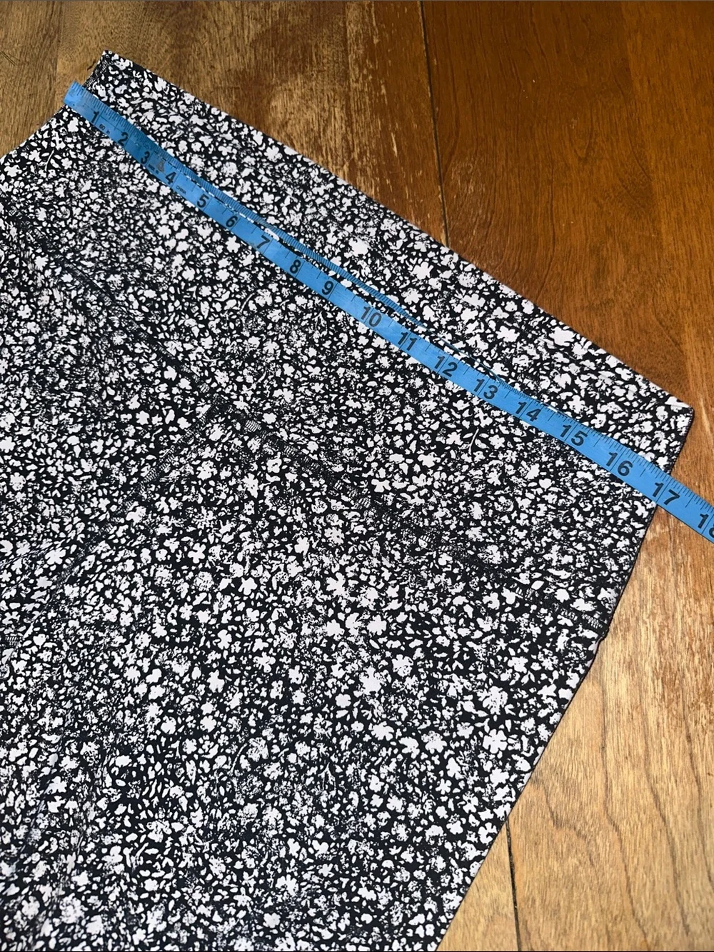 lululemon athletica Black and White Floral Print Leggings